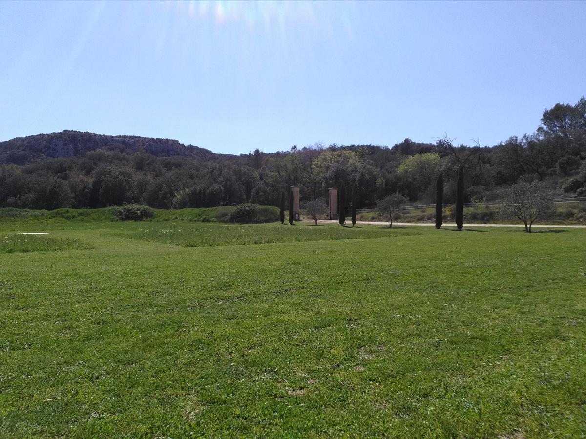 Domaine Saint Martin Hotel Valliguieres Luaran gambar
