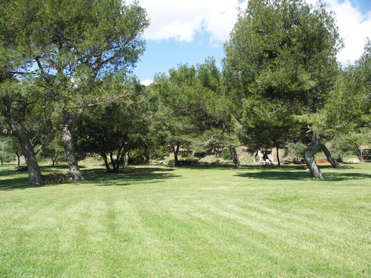 Domaine Saint Martin Hotel Valliguieres Luaran gambar