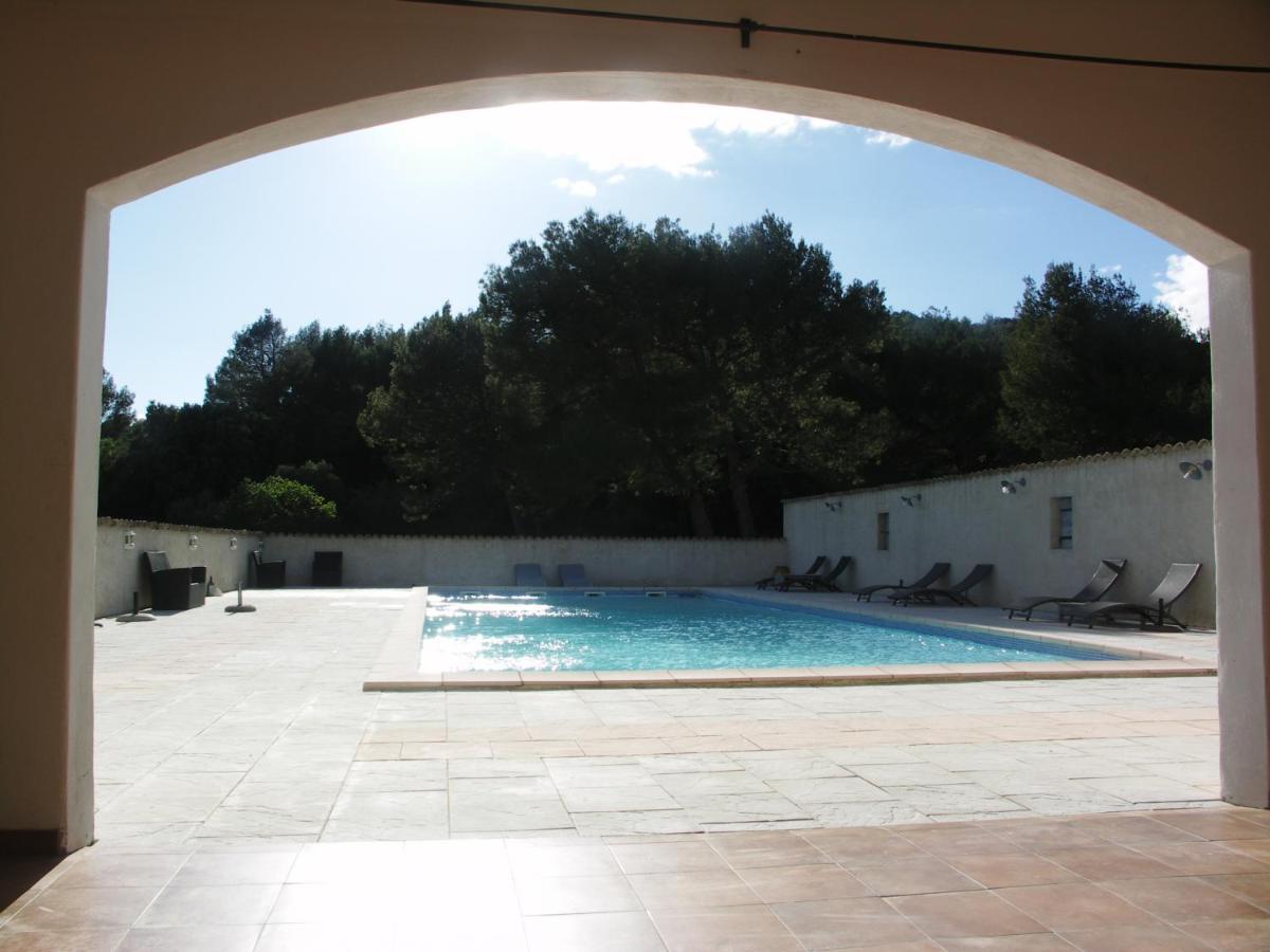 Domaine Saint Martin Hotel Valliguieres Luaran gambar